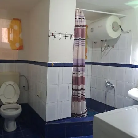 Raspberry House Apartment